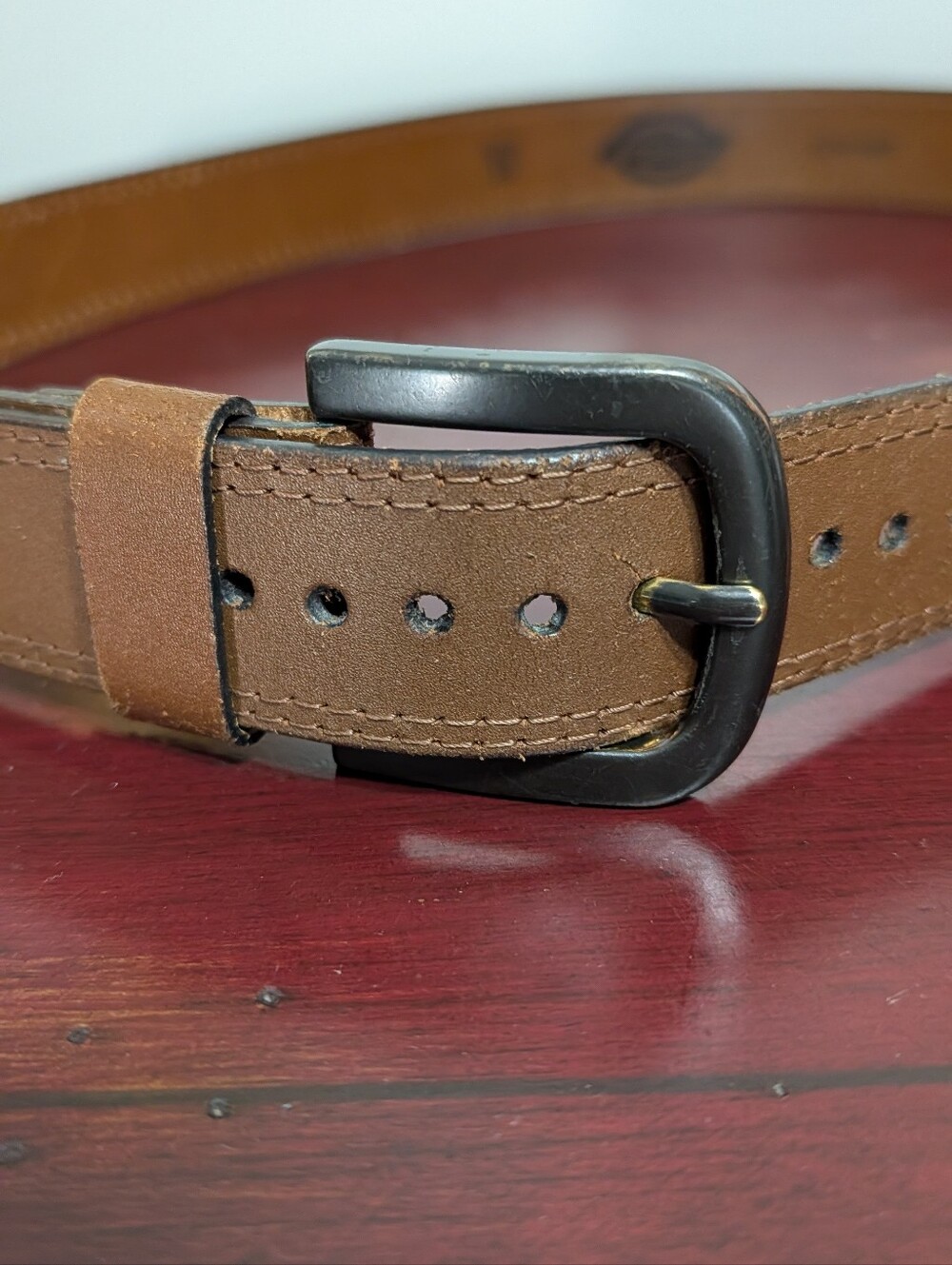 Dickies Belt Men's Size 38 Brown Leather 1.5" Width Dark Buckle NWOT Unused